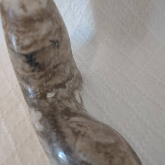 Vintage Stone Walrus Carving 4 Inch Tall Hand Carved Arctic Animal Figurine - Picture 6 of 12